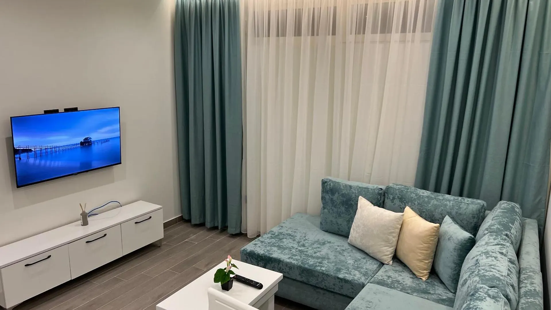 Greis Apartments Tirana