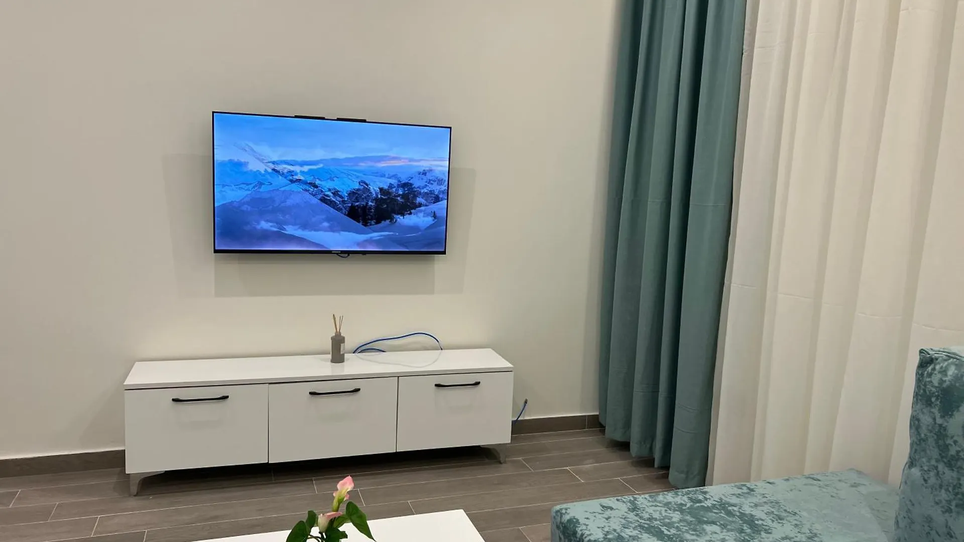 Greis Apartments Tirana 0*,